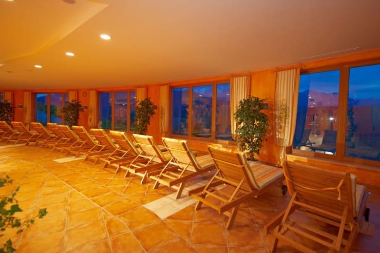 Grandiose Aussicht im Wellnessbereich