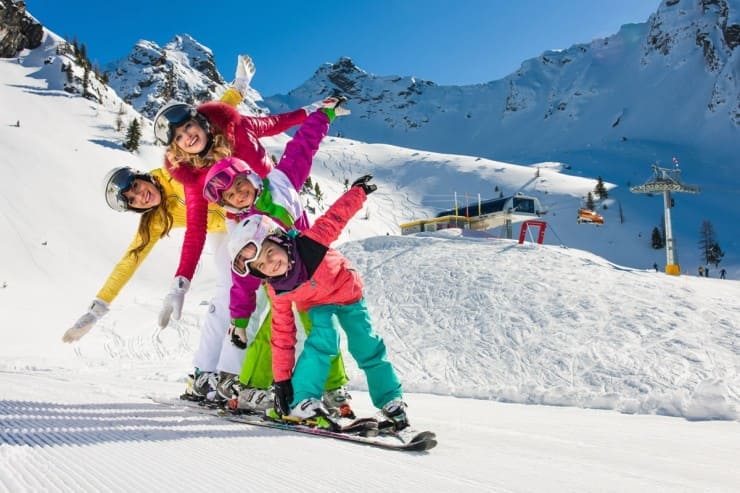 Spaß mit Kindern beim Skifahren (c) Hauser Kaibling / Schladming Dachstein Tourismus