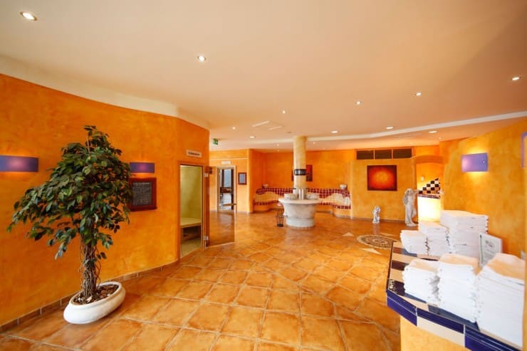 Wellnesslandschaft im Hotel Gut Raunerhof